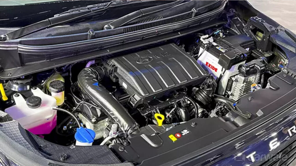 Punch की धज्जिया उड़ाने के लिए आ चुकी हैं Hyundai Exter, और वो भी 18Kmpl की बेहतरीन माइलेज और बेजोड़ इंजन के साथ।