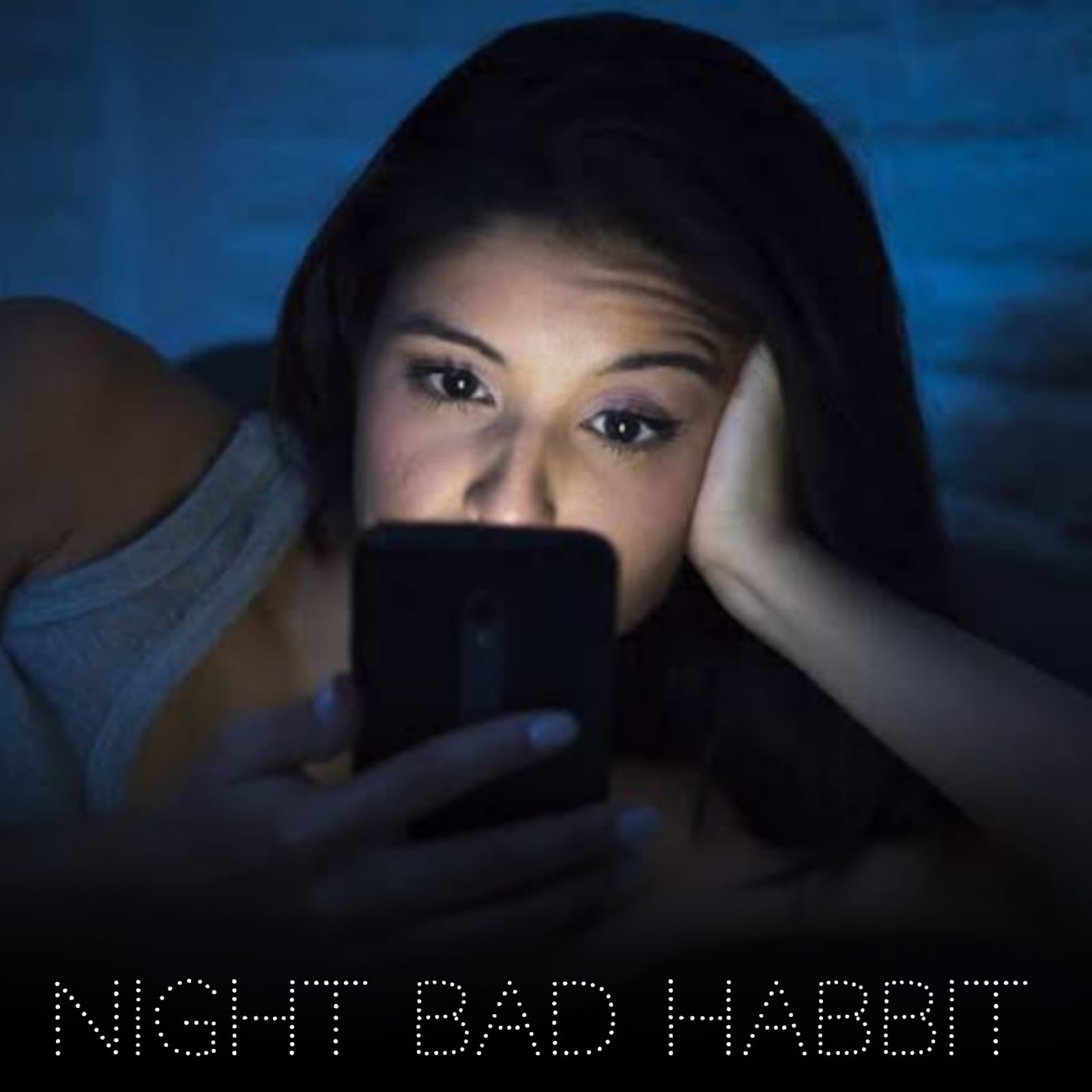 Night Bad Habit: Bad habit of phone can take you to hospital